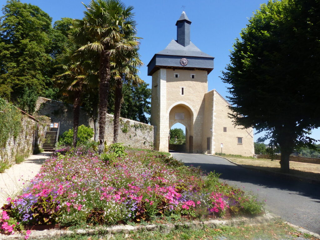 Château-Renault, la tour de l'horloge